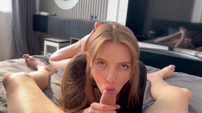 Порно видео Девчушка перед работой ублажила парня ртом и пилоткой