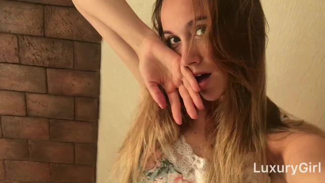 Порно видео Пацан снял минет и секс и девчонкой от первого лица